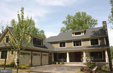 7904 Old Falls Rd, Mclean, VA 22102 photo 1