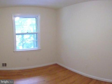 7507 Long Pine Dr, Springfield, VA 22151 photo 4