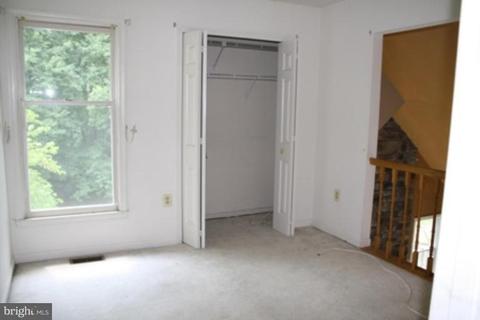 9333 Creekview Dr, Laurel, MD 20708 photo 10