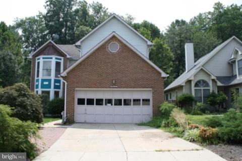 9333 Creekview Dr, Laurel, MD 20708 photo 1