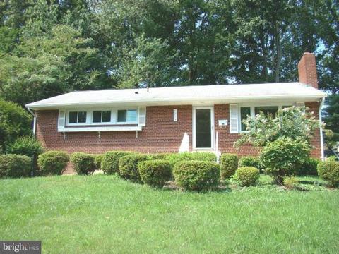 5215 Ravensworth Rd, Springfield, VA 22151 photo 1