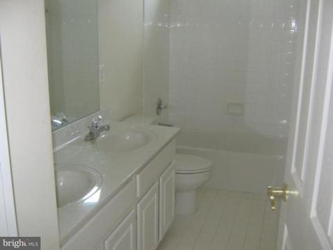 19163 Potomac Crest Dr, Triangle, VA 22172 photo 29