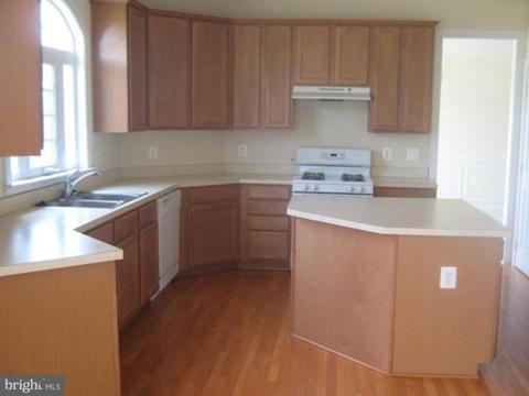19163 Potomac Crest Dr, Triangle, VA 22172 photo 6