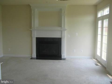 19163 Potomac Crest Dr, Triangle, VA 22172 photo 10