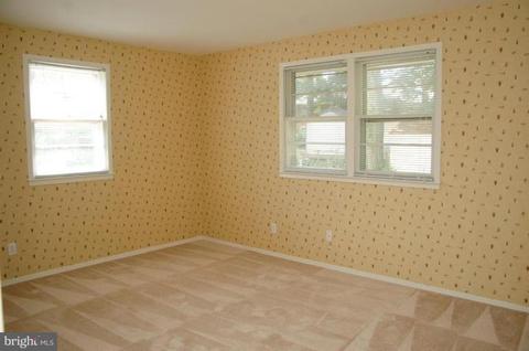 8113 Carrick Ln, Springfield, VA 22151 photo 6