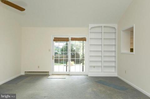 5222 Light St, Springfield, VA 22151 photo 1