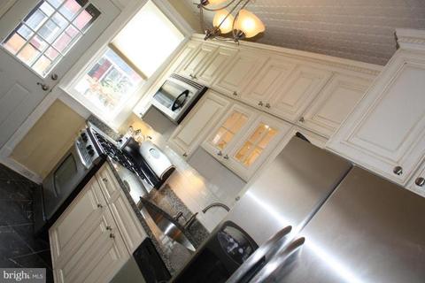 163 V St NE, Washington, DC 20002 photo 6