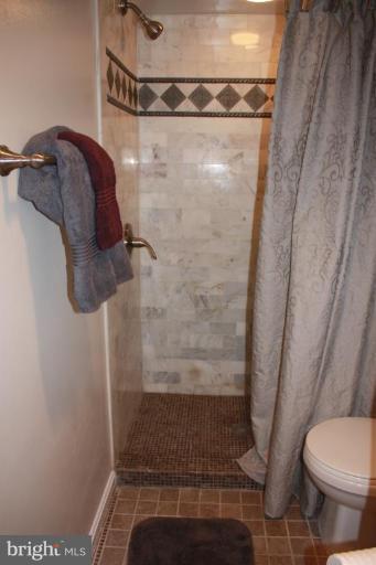 163 V St NE, Washington, DC 20002 photo 19