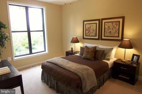 702 10th St NE, Washington, DC 20002 photo 14