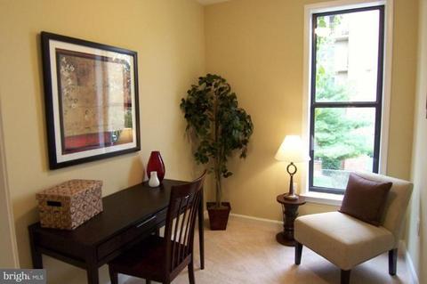 702 10th St NE, Washington, DC 20002 photo 15