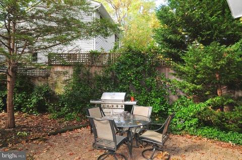 22 Wilelinor Dr, Edgewater, MD 21037 photo 1