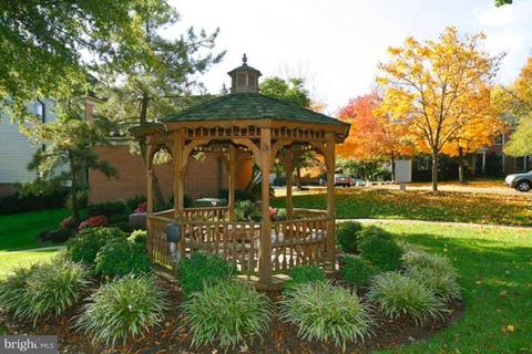 7264 Evans Mill Rd, Mclean, VA 22101 photo 1