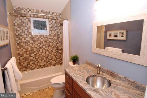 9213 Wire Ave, Silver Spring, MD 20901 photo 1