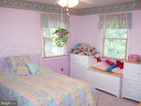 397 Stately Dr, Pasadena, MD 21122 photo 1