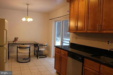 7433 Long Pine Dr, Springfield, VA 22151 photo 7