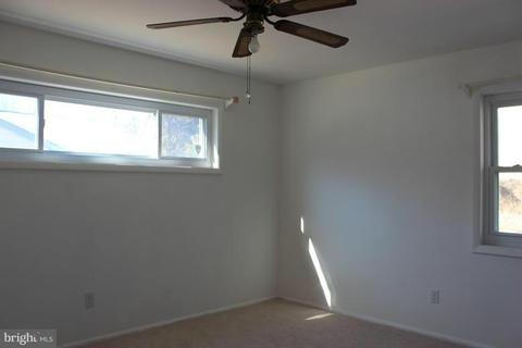 7433 Long Pine Dr, Springfield, VA 22151 photo 10