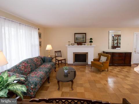 5227 Milland St, Springfield, VA 22151 photo 4