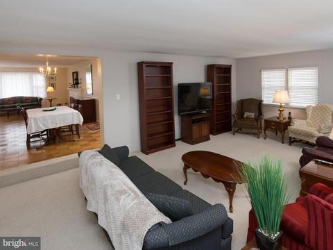 5227 Milland St, Springfield, VA 22151 photo 8