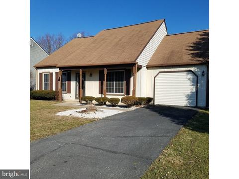 5 Rayborn Ct, Newark, DE 19702 photo 1