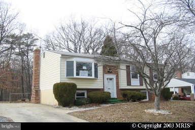 5802 Lundy Dr, Lanham, MD 20706 photo 1