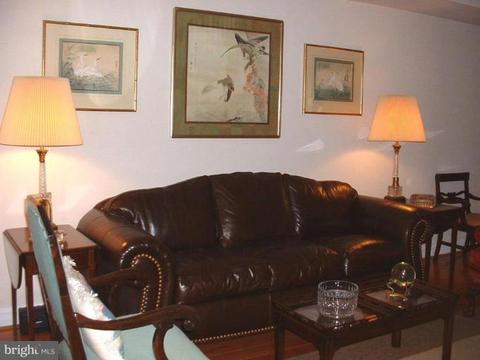 904 I St SE, Washington, DC 20003 photo 6