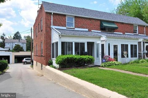 1910 Deering Ave, Baltimore, MD 21230 photo 1