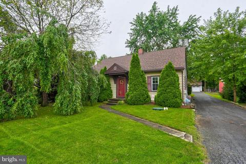 614 Brunnerville Rd, Lititz, PA 17543 photo 2
