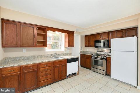 10409 Hemley Ln, Silver Spring, MD 20902 photo 5
