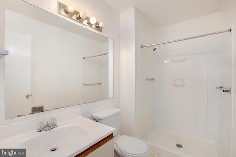 10409 Hemley Ln, Silver Spring, MD 20902 photo 13