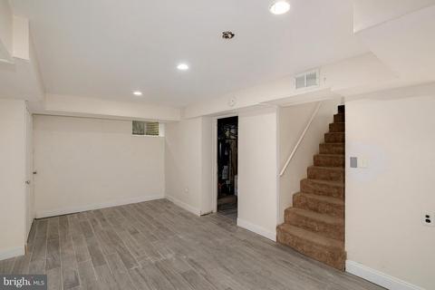 10409 Hemley Ln, Silver Spring, MD 20902 photo 17