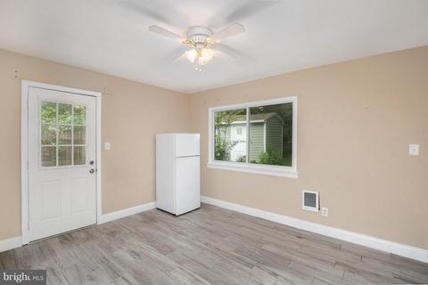 10409 Hemley Ln, Silver Spring, MD 20902 photo 8