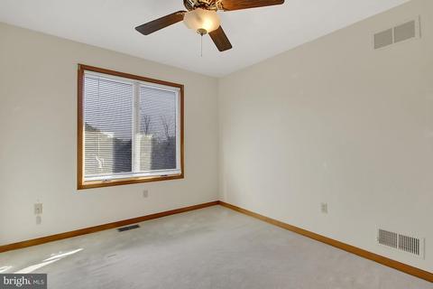 2328 Golf View Ln, Hampstead, MD 21074 photo 16