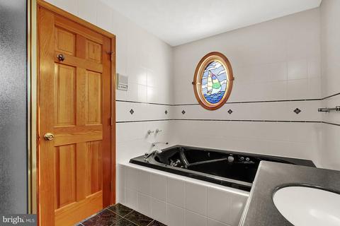 2328 Golf View Ln, Hampstead, MD 21074 photo 15