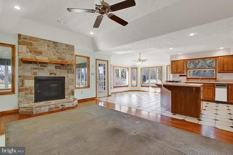 2328 Golf View Ln, Hampstead, MD 21074 photo 6