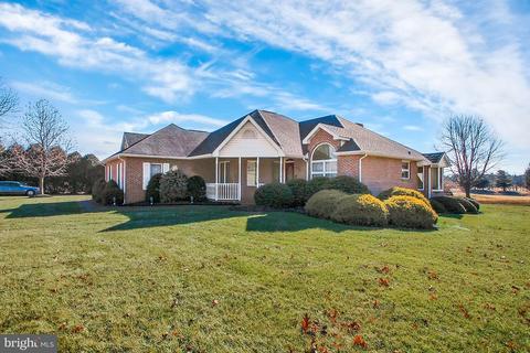 2328 Golf View Ln, Hampstead, MD 21074 photo 1