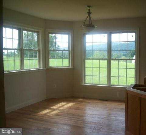 3854 Leeds Manor Rd, Markham, VA 22643 photo 7