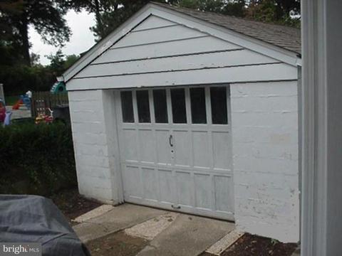 10310 Ridgemoor Dr, Silver Spring, MD 20901 photo 6