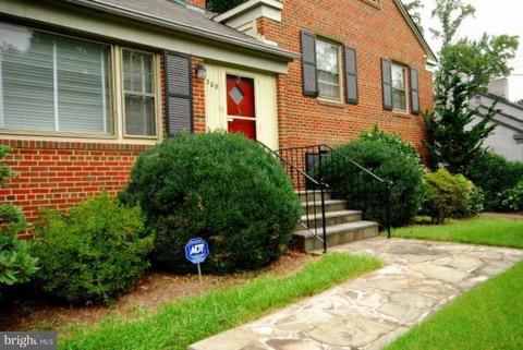 5308 Atlee Pl, Springfield, VA 22151 photo 2