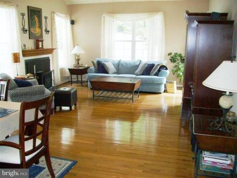 404 Hanna Ct, Chester, MD 21619 photo 4