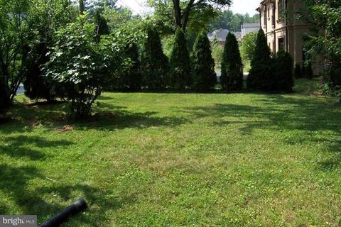 1258 Spring Hill Rd, Mclean, VA 22102 photo 2