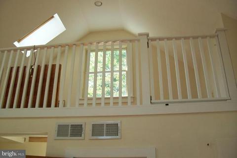 1258 Spring Hill Rd, Mclean, VA 22102 photo 11