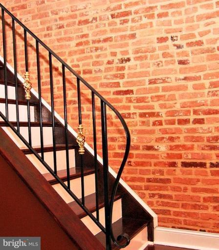 213 Rose St N, Baltimore, MD 21224 photo 3