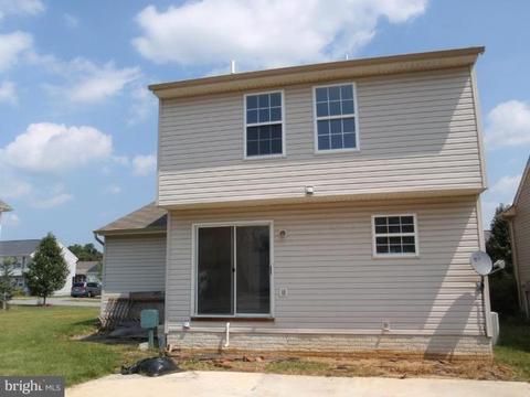 178 Ranson Estate Cir, Ranson, WV 25438 photo 1