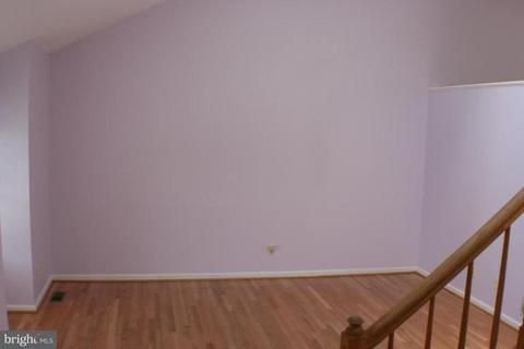 240 Thames Dr, Frederick, MD 21702 photo 3