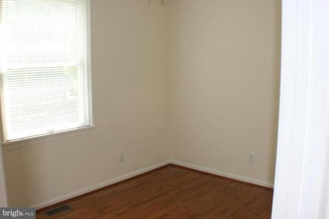 240 Thames Dr, Frederick, MD 21702 photo 10