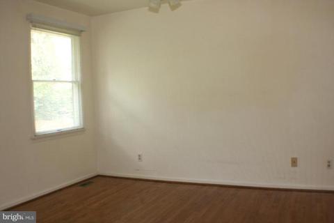 240 Thames Dr, Frederick, MD 21702 photo 8