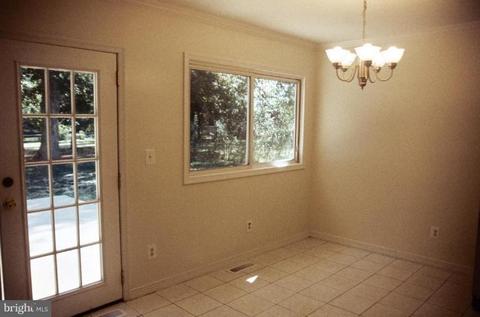 6101 Frontier Dr, Springfield, VA 22150 photo 4