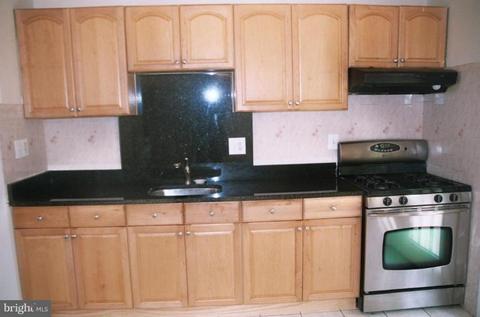 6101 Frontier Dr, Springfield, VA 22150 photo 2