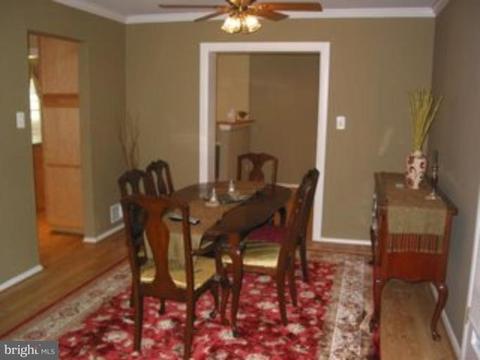 5505 Hinton St, Springfield, VA 22151 photo 6