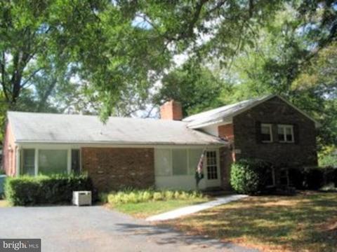 5505 Hinton St, Springfield, VA 22151 photo 1